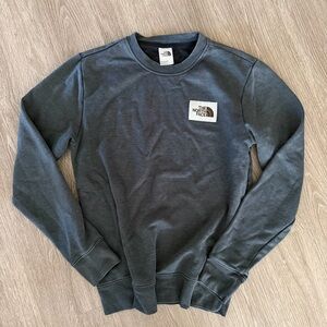 The North Face heritage patch crewneck sweatshirt M